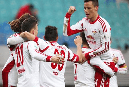  莱比锡红牛客场遭遇顽强抵抗仅凭点球险胜对手